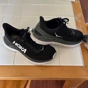 Hoka Mach women’s 8.5